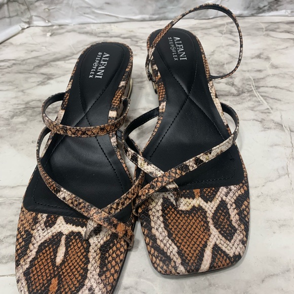 Alfani Snakeskin Eadyn Wedge Sandals size 9 - Picture 4 of 7